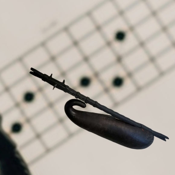 Handcrafted Gourd Stringed Musical Instrument Swamp Fiddle Folk Art - Picture 9 of 14